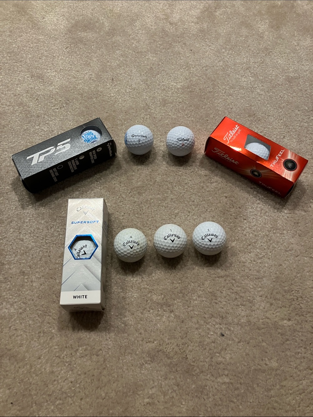 Titleist & Callaway White Golf Ball Assortment - Packaged and Loose
